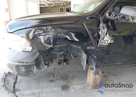 2022 Ram 1500 Classic Tradesman 4X4 5'7 Box from USA, damaged, VIN 3C6RR7KG7NG173850